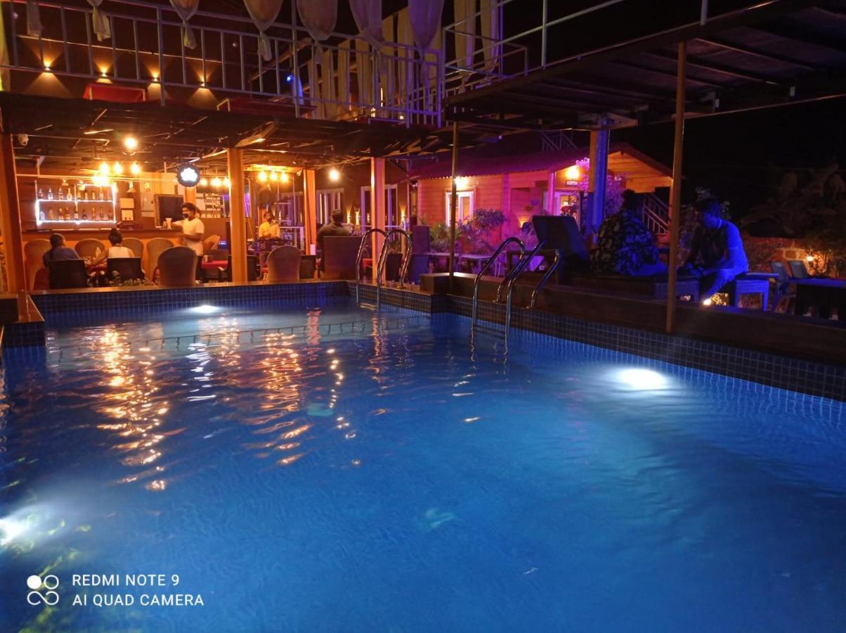 Vedana Retreat Arambol Hotell Exteriör bild