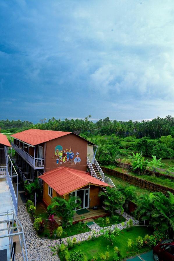 Vedana Retreat Arambol Hotell Exteriör bild