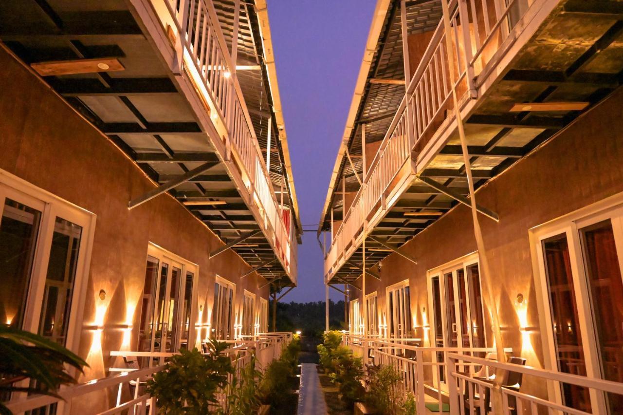 Vedana Retreat Arambol Hotell Exteriör bild